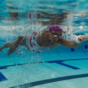 Pelatihan Berenang Triathlon – Teknik dan Strategi